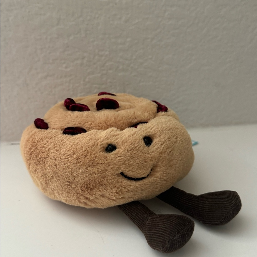 Authentic NWT Jellycat Amuseables Pain Au Raisin dessert Retired Rare ONLY ONE